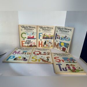 Vintage The Charlie Brown Dictionary Volume 2 - 7 C - Tu 1st Printing 1973